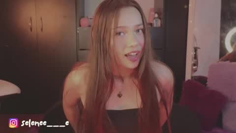 selene online show from 01-15-25, 04:15