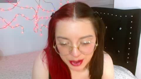 Selene G  online show from 04-10-26, 05:01