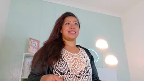 SELENE GIBSON online show from 11-18-25, 07:18