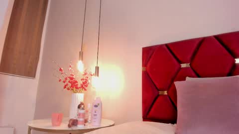 Snapshot of selenelujan chatting on 04-29-26, 02:37 Selene Lujan online show from 04-29-26, 02:37