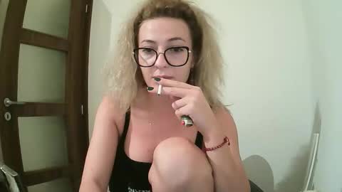 Selenna online show from 09-24-25, 07:28