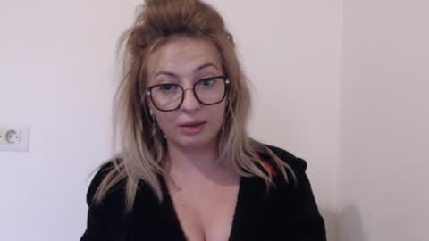 Selenna online show from 10-06-25, 12:35