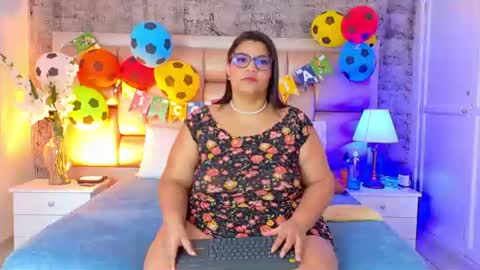 Selenna Cooper online show from 06-29-26, 11:54