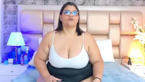 Selenna Cooper online show from 07-21-26, 12:07