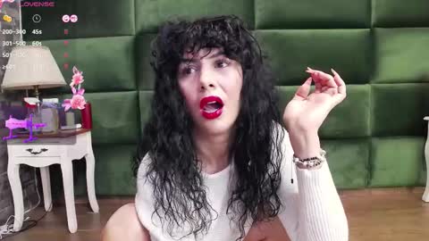 Selen online show from 10-11-25, 07:01