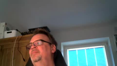 selftest4 online show from 10-27-25, 09:02