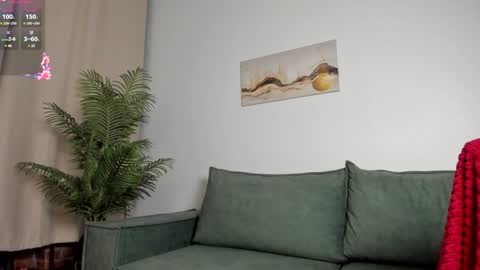 lina next stream nearest evening  online show from 02-01-25, 10:13