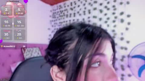 Snapshot of selina_lovers_ chatting on 10-25-25, 04:31 Selina online show from 10-25-25, 04:31