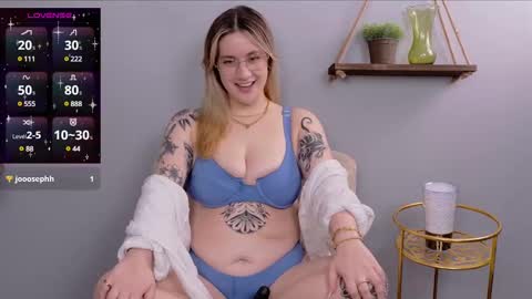 Snapshot of selina_thick chatting on 01-11-25, 03:55 Selina Mae online show from 01-11-25, 03:55