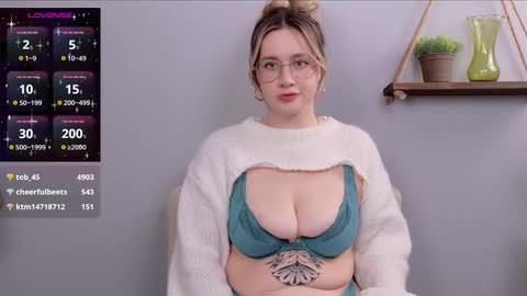 Snapshot of selina_thick chatting on 01-28-25, 07:22 Selina Mae online show from 01-28-25, 07:22