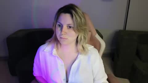 Selin online show from 04-23-26, 02:24