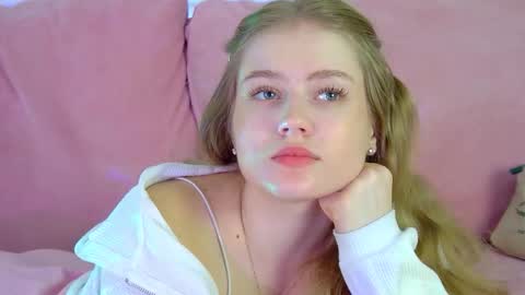 SelinSwarovski online show from 10-11-25, 06:06