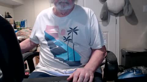 Snapshot of selkie2s chatting on 03-07-26, 09:06 selkie2s online show from 03-07-26, 09:06