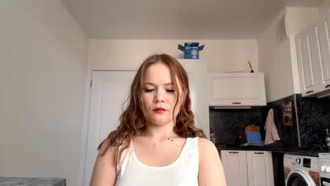 Lily online show from 06-28-26, 06:19