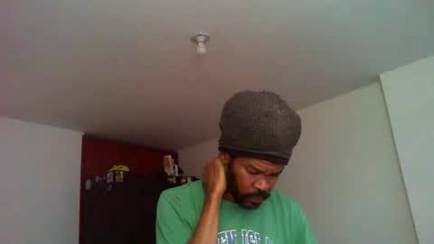 Snapshot of semental24cm chatting on 11-24-25, 06:51 semental24cm online show from 11-24-25, 06:51