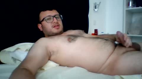 Snapshot of sementalpajero chatting on 01-04-25, 12:38 sementalpajero online show from 01-04-25, 12:38