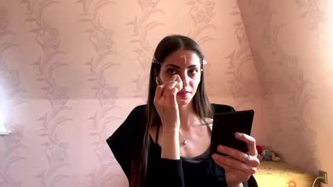 Ann online show from 04-17-26, 10:29