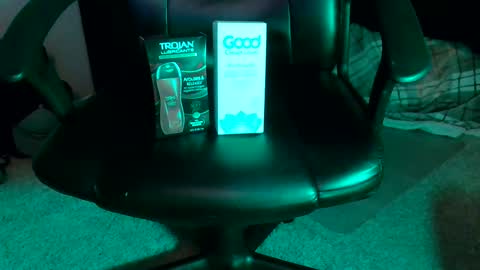 Snapshot of senorgrower chatting on 01-09-25, 05:13 Mr. Watch Me Grow online show from 01-09-25, 05:13