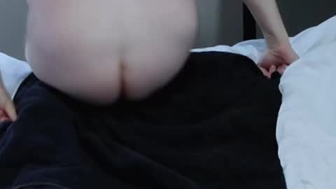 Snapshot of sensatyr chatting on 02-15-26, 09:22 Daddy Dave online show from 02-15-26, 09:22