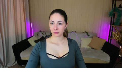 sensitiveheartt online show from 09-09-25, 11:32