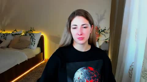 sensitiveheartt online show from 09-23-25, 09:23