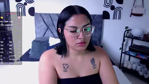 Camille and sophie online show from 02-27-25, 07:26