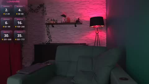 Jasmine online show from 02-22-25, 01:35