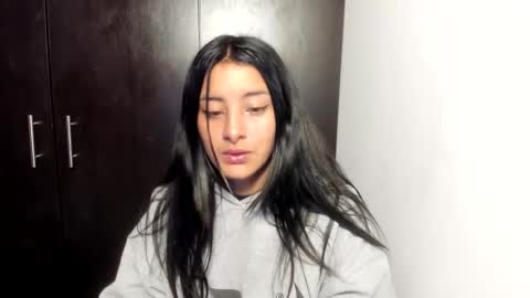 sensual_skinny online show from 09-24-25, 12:30