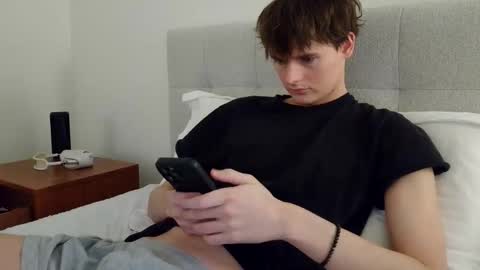 Cam online show from 11-14-25, 01:48