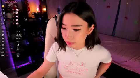 Kiki online show from 01-16-26, 04:11