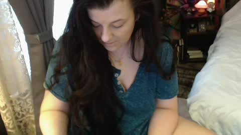 Tara online show from 02-05-25, 01:33