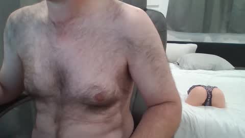 senyai40 online show from 11-11-25, 04:07