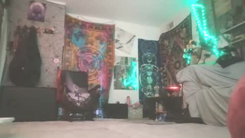 sequoia8888 online show from 02-20-25, 08:03