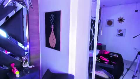 seraphine_nyx online show from 07-12-26, 10:39
