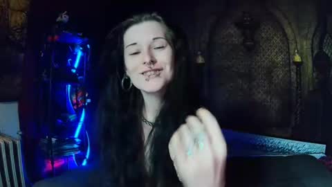 Seraphin Munster online show from 11-20-25, 06:51