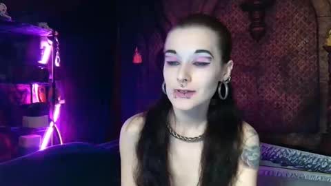 Seraphin Munster online show from 04-23-26, 05:48