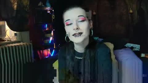 Snapshot of seraphinmunster chatting on 04-30-26, 04:57 Seraphin Munster online show from 04-30-26, 04:57