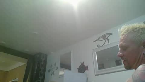 Snapshot of seraphyx33 chatting on 09-18-25, 11:29 seraphyx33 online show from 09-18-25, 11:29