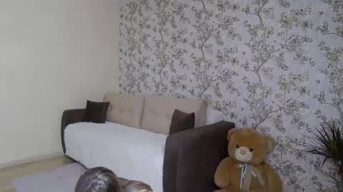 serayarose_ online show from 12-15-25, 07:29