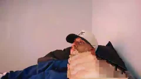 Snapshot of serebob4 chatting on 05-11-26, 02:12 serebob4 online show from 05-11-26, 02:12