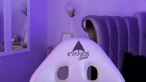 Snapshot of seren_bleck chatting on 09-16-25, 02:45 Seren  Follow me online show from 09-16-25, 02:45