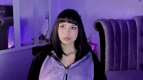 Snapshot of seren_bleck chatting on 10-01-25, 02:50 Seren  Follow me online show from 10-01-25, 02:50