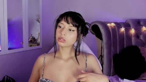 Snapshot of seren_bleck chatting on 10-09-25, 03:04 Seren  Follow me online show from 10-09-25, 03:04