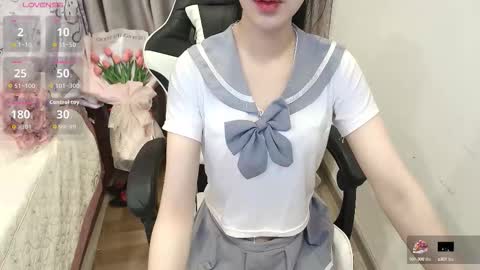 Snapshot of serena_angel18 chatting on 10-12-25, 01:32 Serena online show from 10-12-25, 01:32