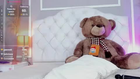 Snapshot of serena_jeyns chatting on 12-16-24, 12:15 SERE online show from 12-16-24, 12:15