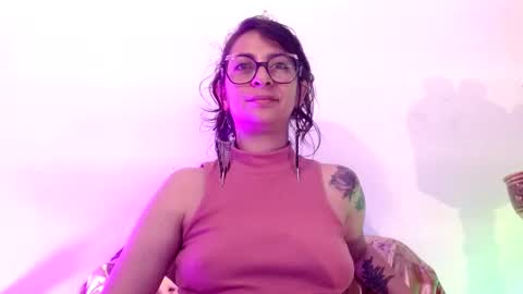 Serena Xyz online show from 11-30-25, 09:08