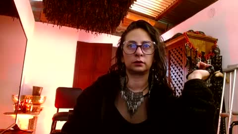 Snapshot of serena_xyz chatting on 05-10-26, 02:11 Serena Xyz online show from 05-10-26, 02:11