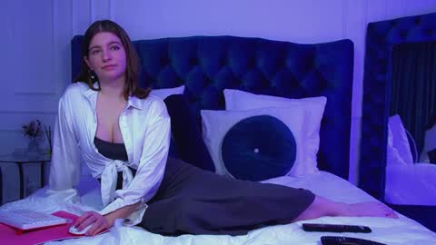 Serena online show from 03-07-26, 07:38