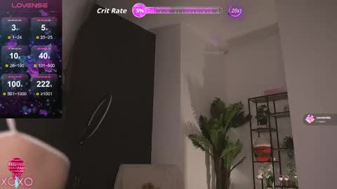 Snapshot of serenanoir chatting on 05-05-26, 09:01 Serena online show from 05-05-26, 09:01