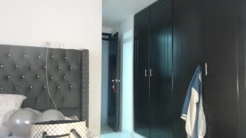 Snapshot of serenaroussee chatting on 01-04-25, 10:13 sararoussee online show from 01-04-25, 10:13